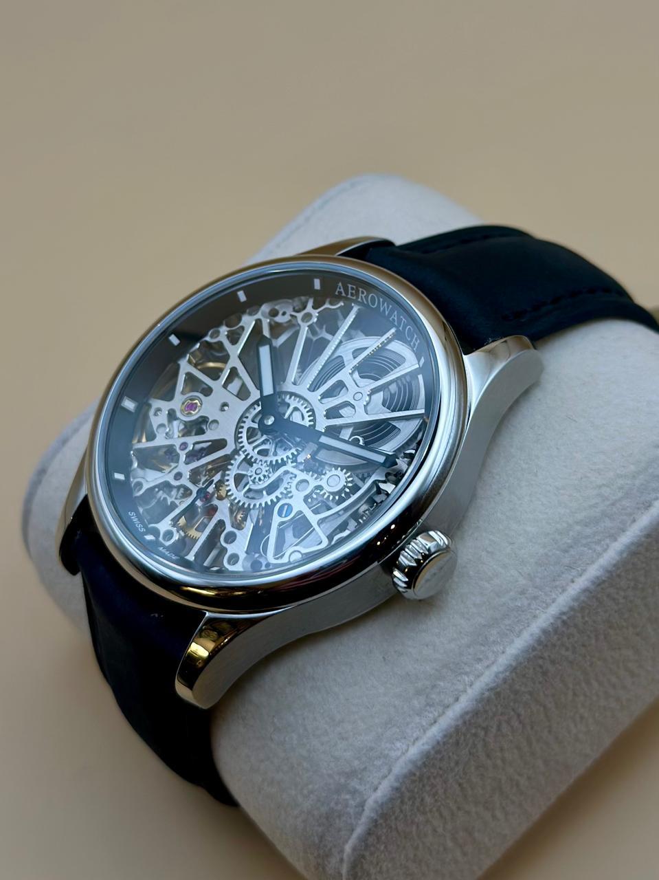 Aerowatch Renissance Skeleton Cobweb