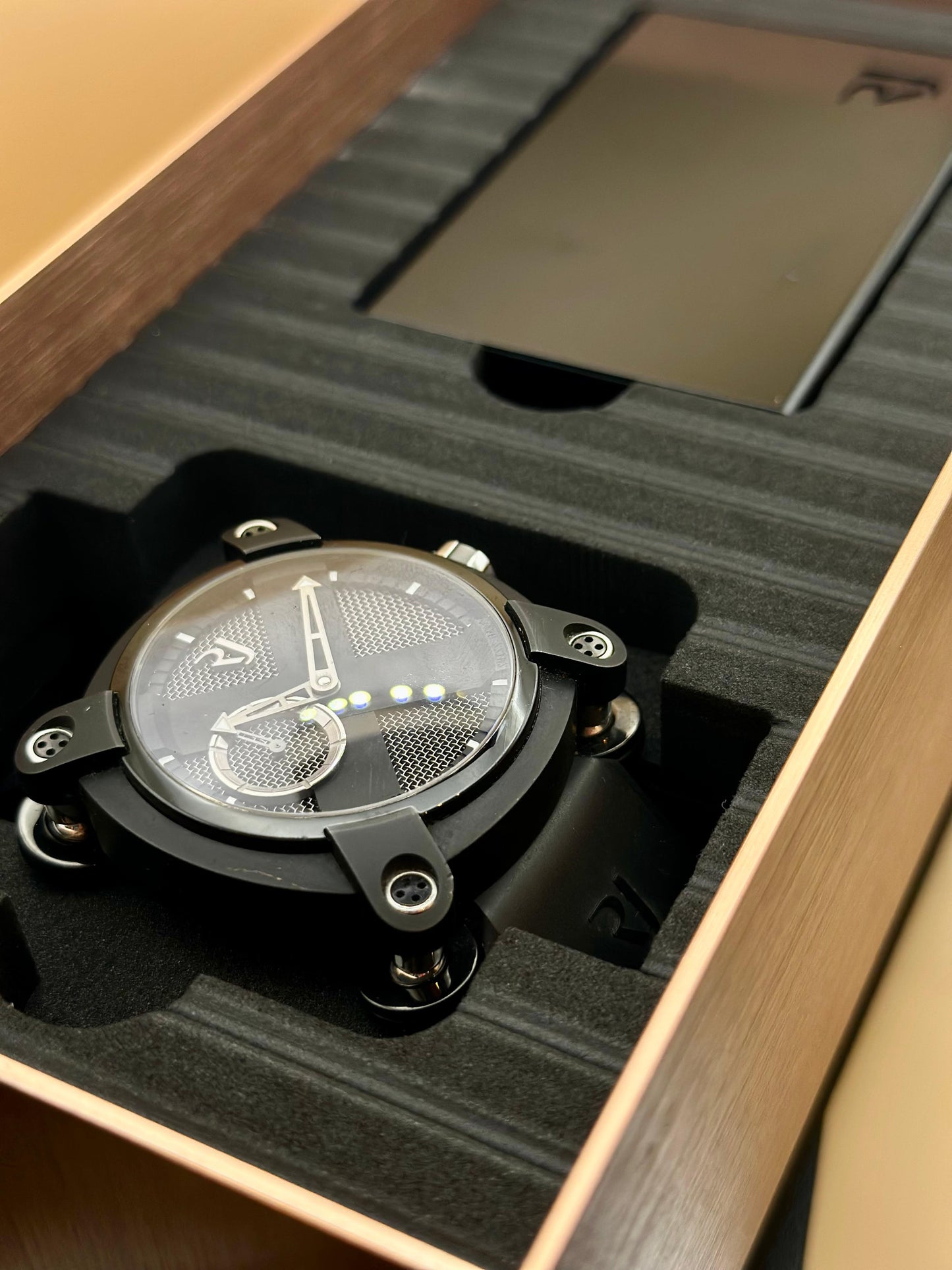 Romain Jerome Moon DNA