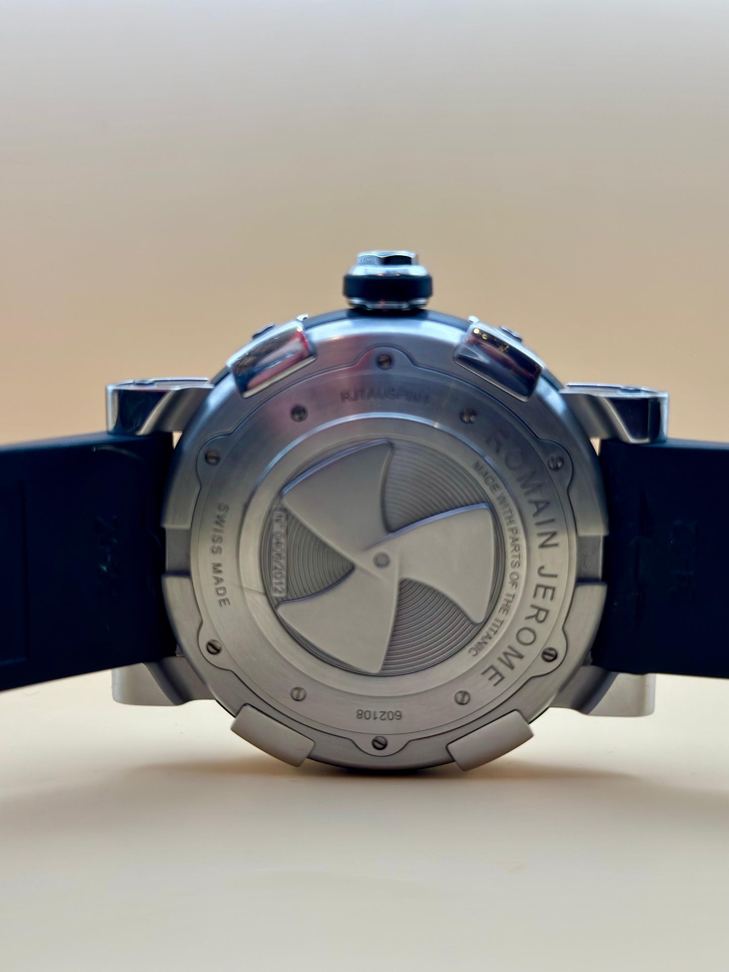 Romain Jerome Titanic DNA