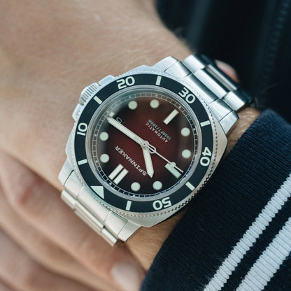 Hull Diver Automatic Ombre Red