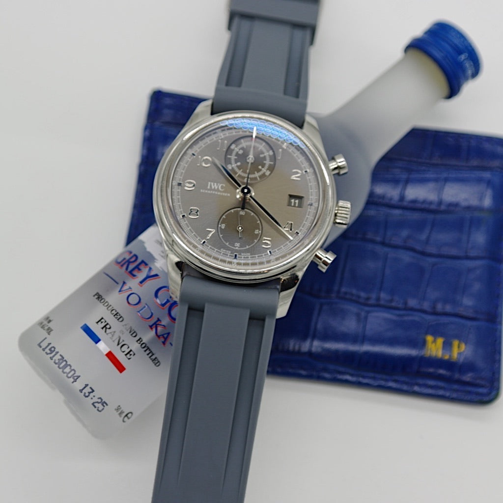 Tempomat Madrid, Grey Rubber Strap for Panerai, Seiko, Breitling, Tag Heuer, Tudor, Universal 22mm